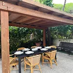 Intera Casa, 100 M Dal Mare, Grande Giardino